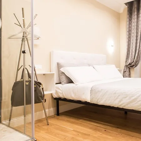 أجنحة ناسيونال بالاس 4* روما