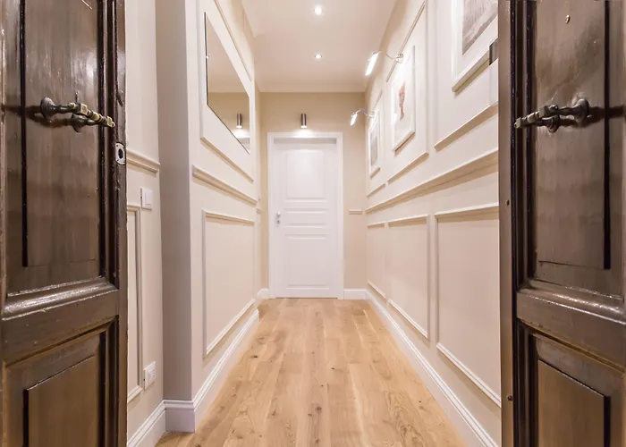 Nazionale Palace Affittacamere 4*